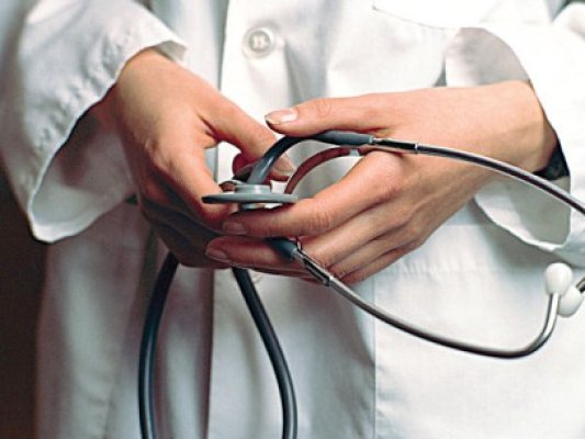 Ponta aşteaptă de la Ministerul Sănătăţii şi Colegiul Medicilor soluţii pentru problemele medicilor